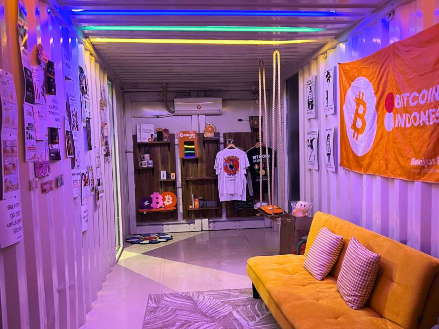 Bitcoin House 